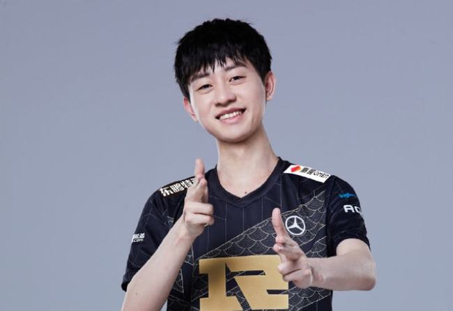 在现代足球 在现代足球