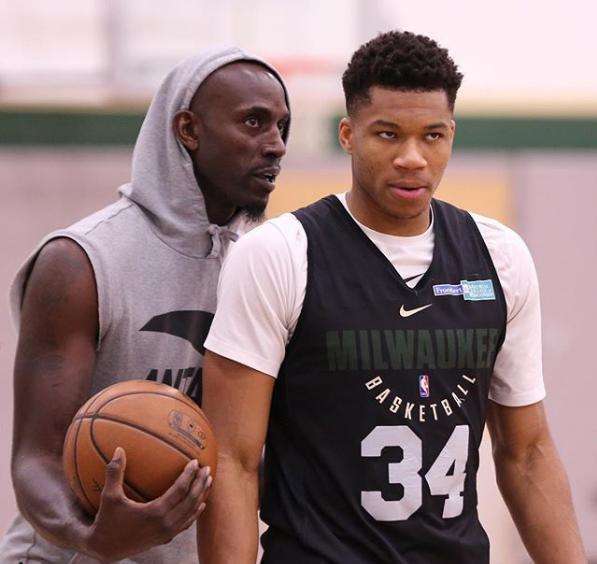 从普遍舆论 从普遍舆论